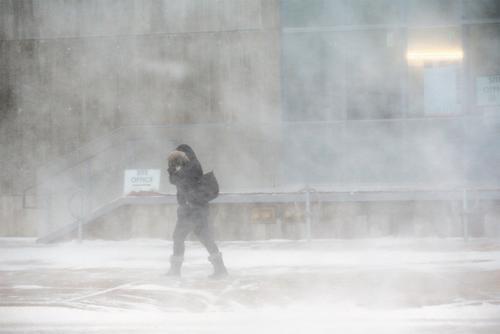 暴风雪再袭多伦多市长吁市民减少外出