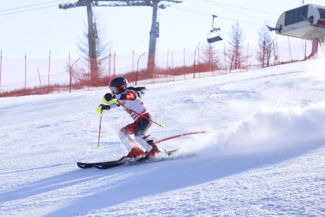 【今日头条】2019全国第二届青年运动会与您相约岱海国际滑雪场