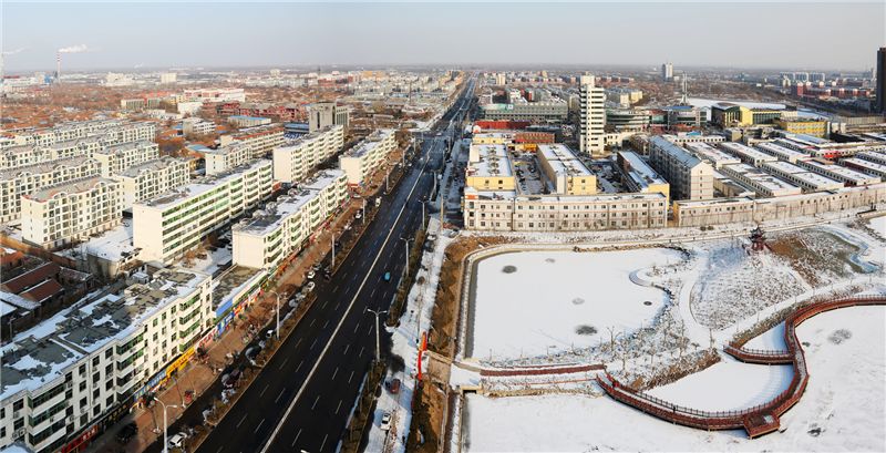 而在德州董子文化街庙会,雪压灯的美景,也在向外界展示着乐陵独有的