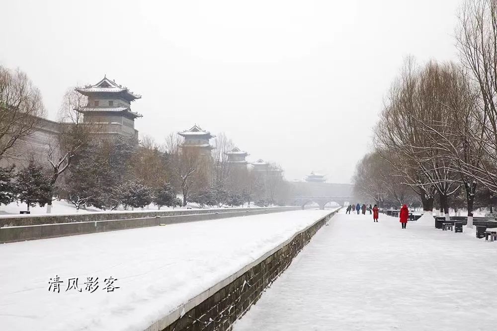 大同下雪有人写了一首诗突然火了