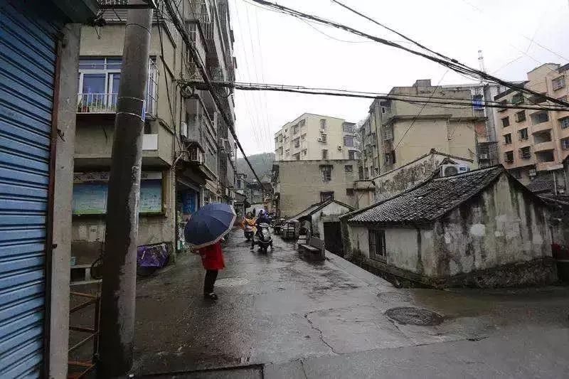 普陀开展老旧住宅小区改造三年行动 普陀1990年前建成的老旧住宅 均