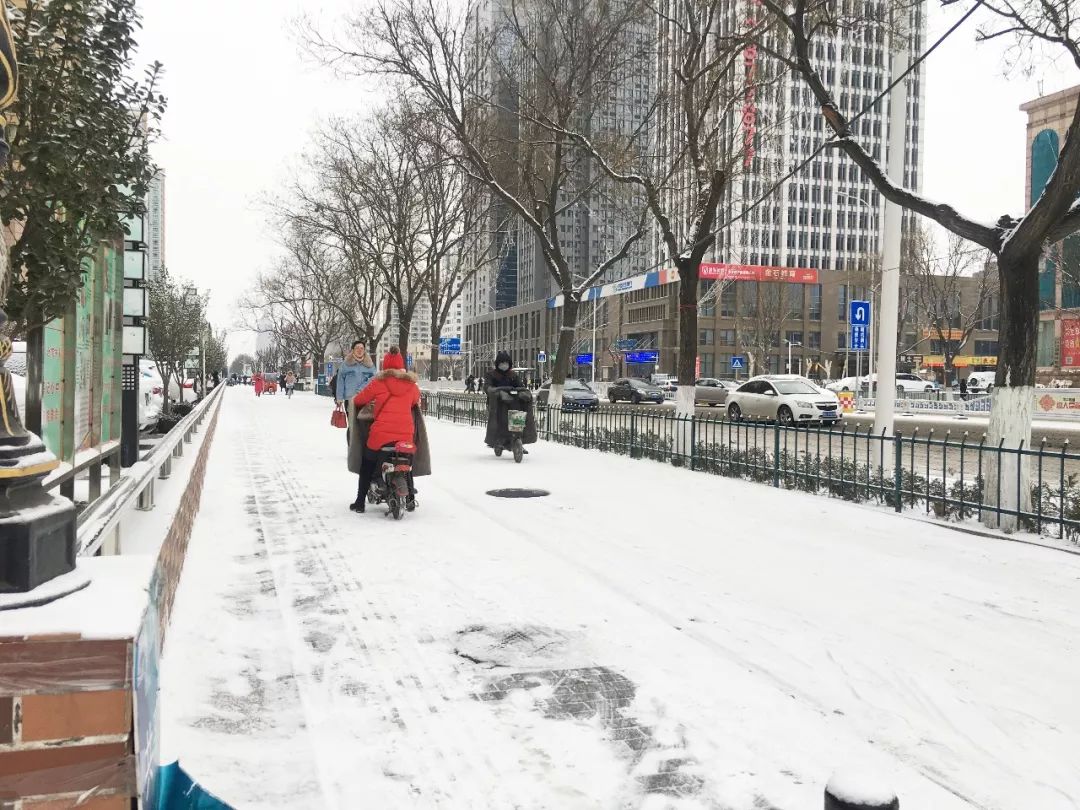 "雨雪天气是摔伤等外伤病的高发期,科室收治的骨折患者大部分以中