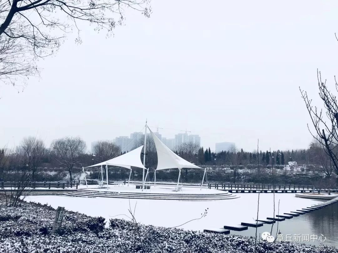 摄影:章丘文旅 张健雪后百脉泉 摄影:高飞雪中赭山美景章丘这场认真的