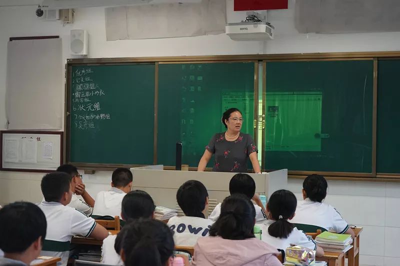 关注| 我校王玲老师通过山东省中小学正高级教师评审