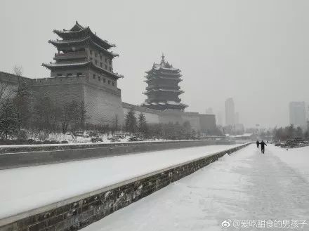 等了一冬天,大同终于下雪了,2019第一场雪(视频 多图,刷爆朋友圈!