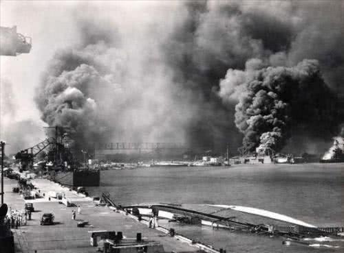 二战偷袭珍珠港，是什么令日本进攻美国，难道是喝假酒了？