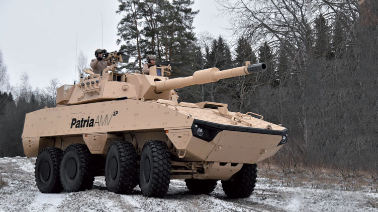 芬兰推出amv120毫米火炮系统采用主战坦克同款主炮,轮式突击炮家族又