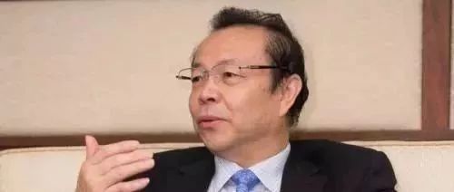 一省部级官员涉重婚,被诉与她人长期以夫妻名义共同居住!_赖小民