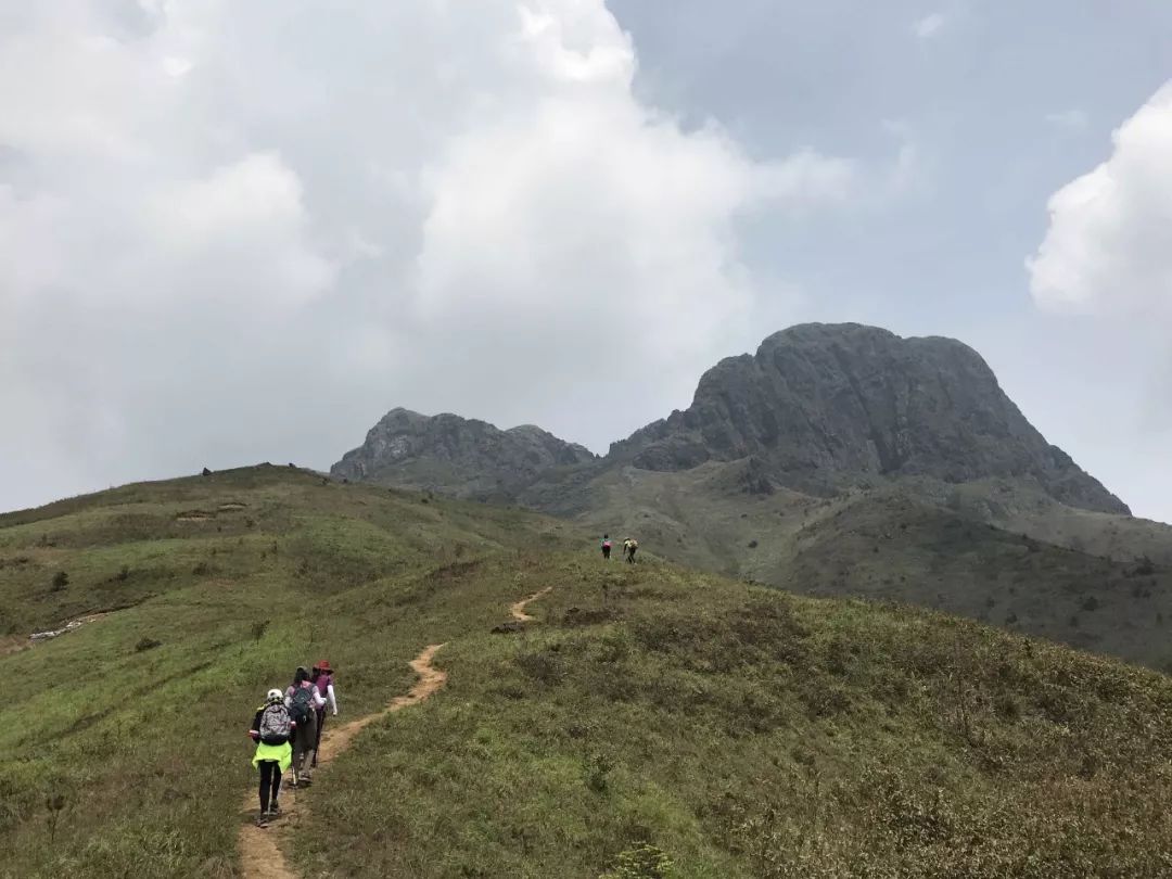 消腩消脂新春徒步2月24挑战横县大圣山