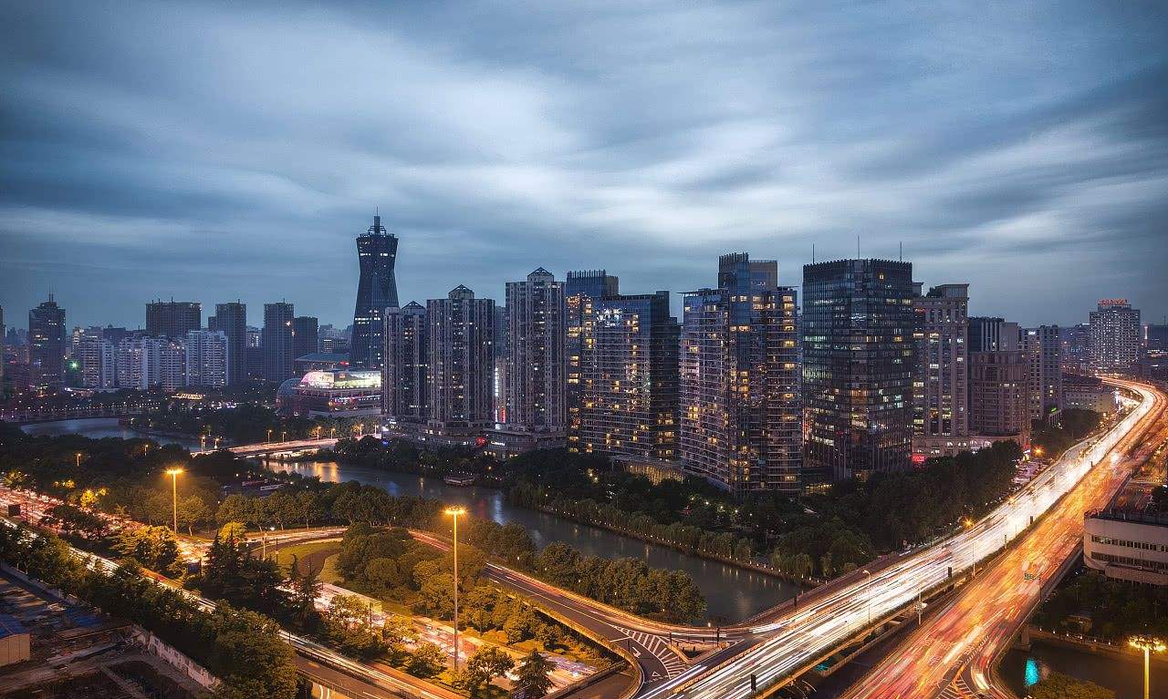 成都 出生 人口_成都夜景(2)