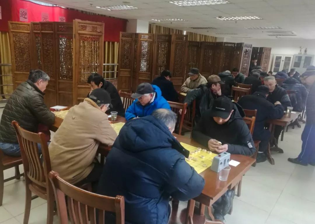 下象棋猜成语_下象棋图片(2)