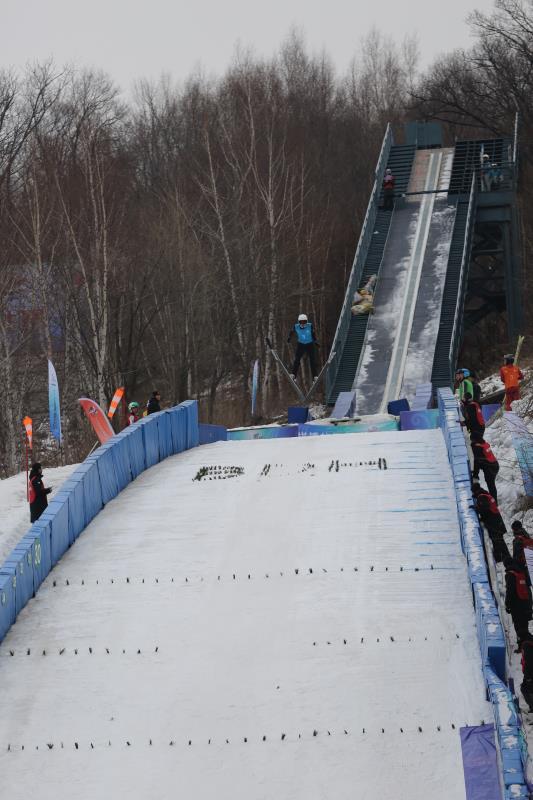 二青会跳台滑雪比赛在北大壶滑雪场收兵吉林省选手摘得4金