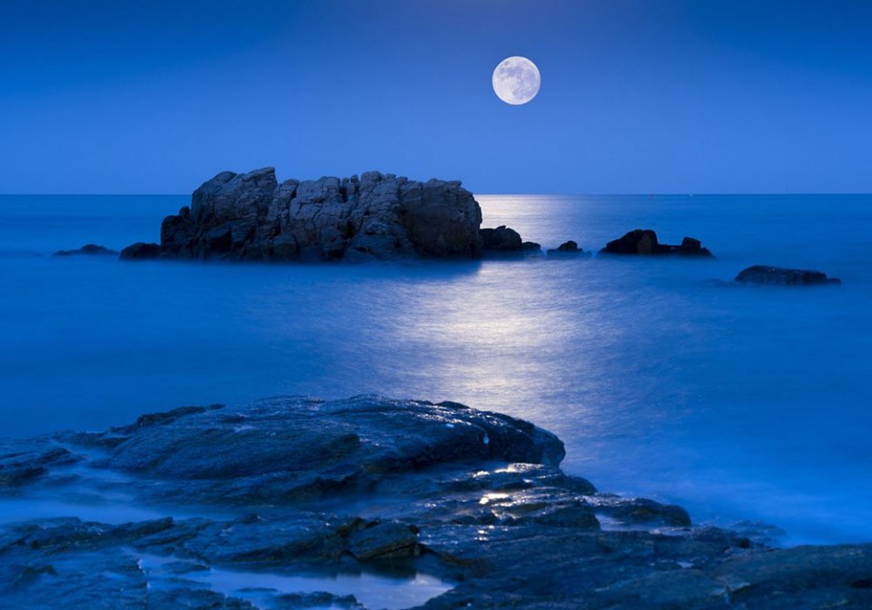 元宵节遇上超级月亮,一组图看这些难得一见的月色美景
