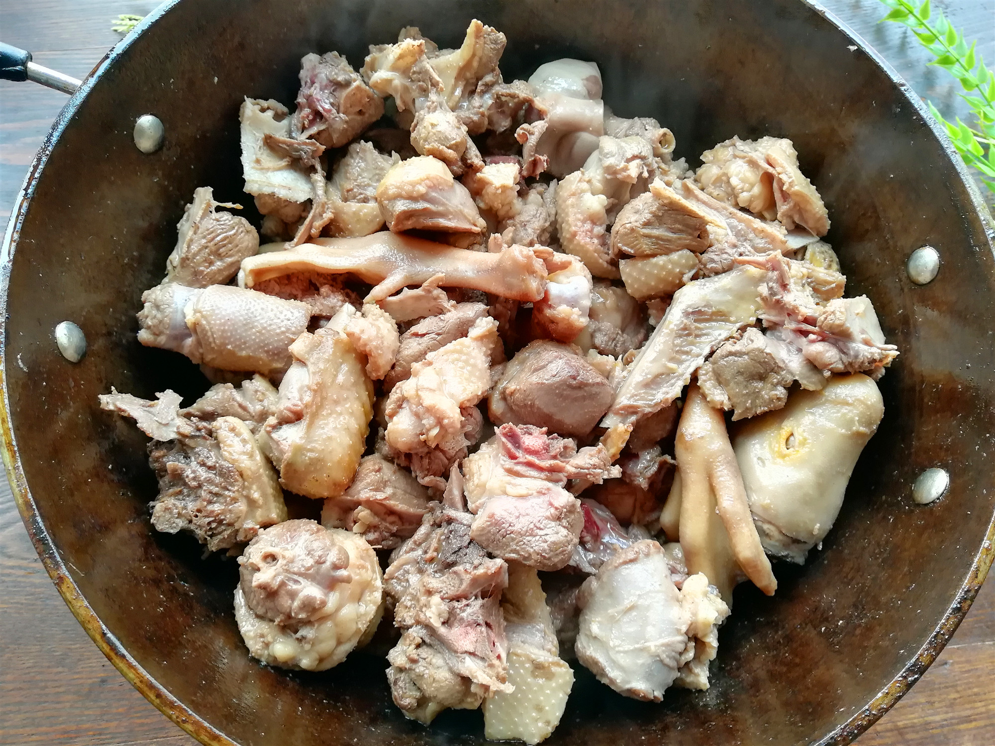 东北大鹅炖土豆,农家宴客硬菜,肉质鲜美而肥嫩,香而不