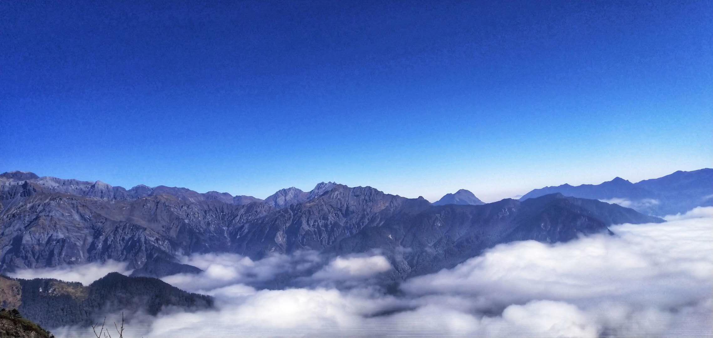 雅安天全县喇叭河,选对了时机去就是云海雪山蓝天