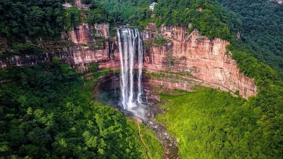 已经完成白鹿镇至福宝镇段建设 福宝镇至玉兰山景区