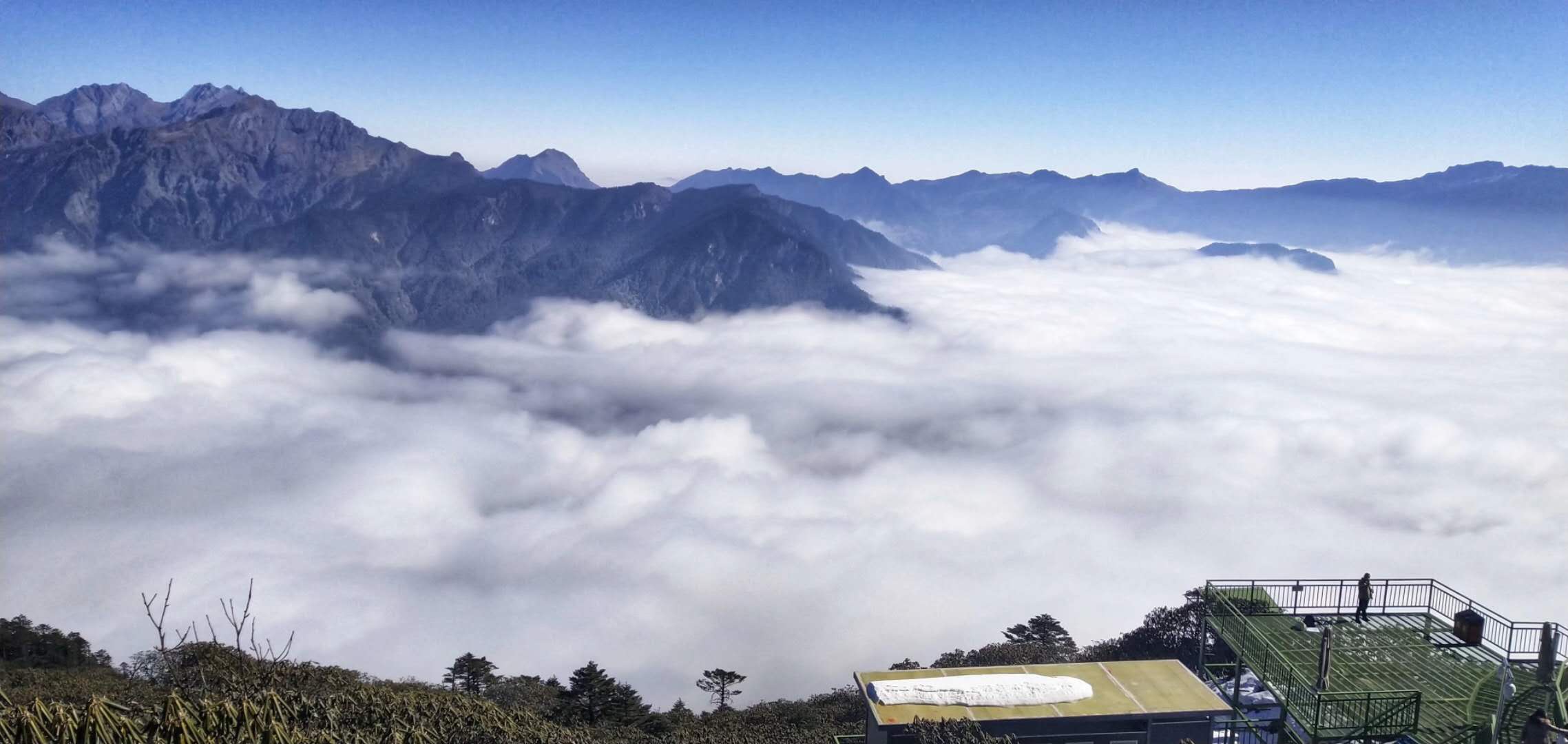 雅安天全县喇叭河,选对了时机去就是云海雪山蓝天