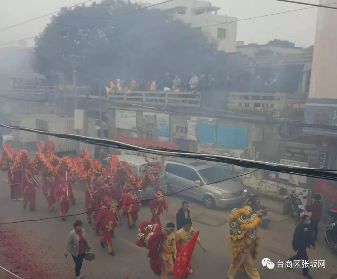 张坂镇浮山村:场面热闹~獭窟妈祖宫天香巡境!