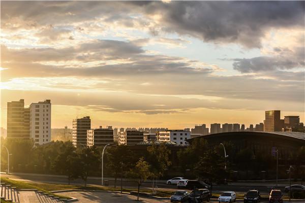 南京迁入人口城市_南京城市图片(2)