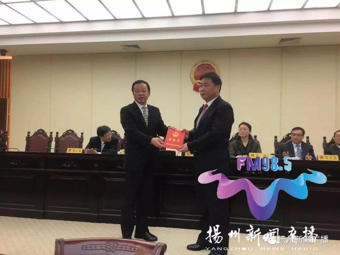 胡春风为扬州市市场监督管理局局长,免去其扬州市工商行政管理局局长