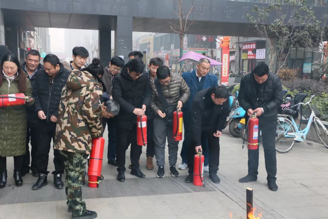 凤凰茶城2019年春季消防培训,灭火演练活动圆满完成!