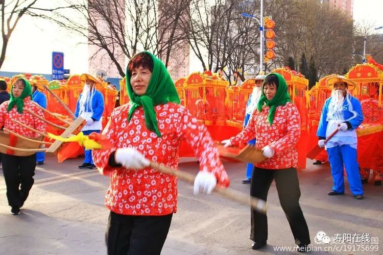 2019寿阳元宵节街头社火掠影!