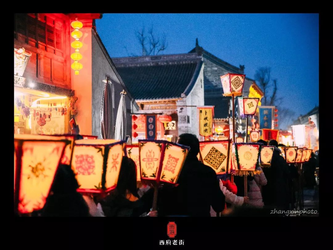 西府老街昨夜上演排灯盛宴错过别慌7天后宝鸡最大规模排灯节等着你