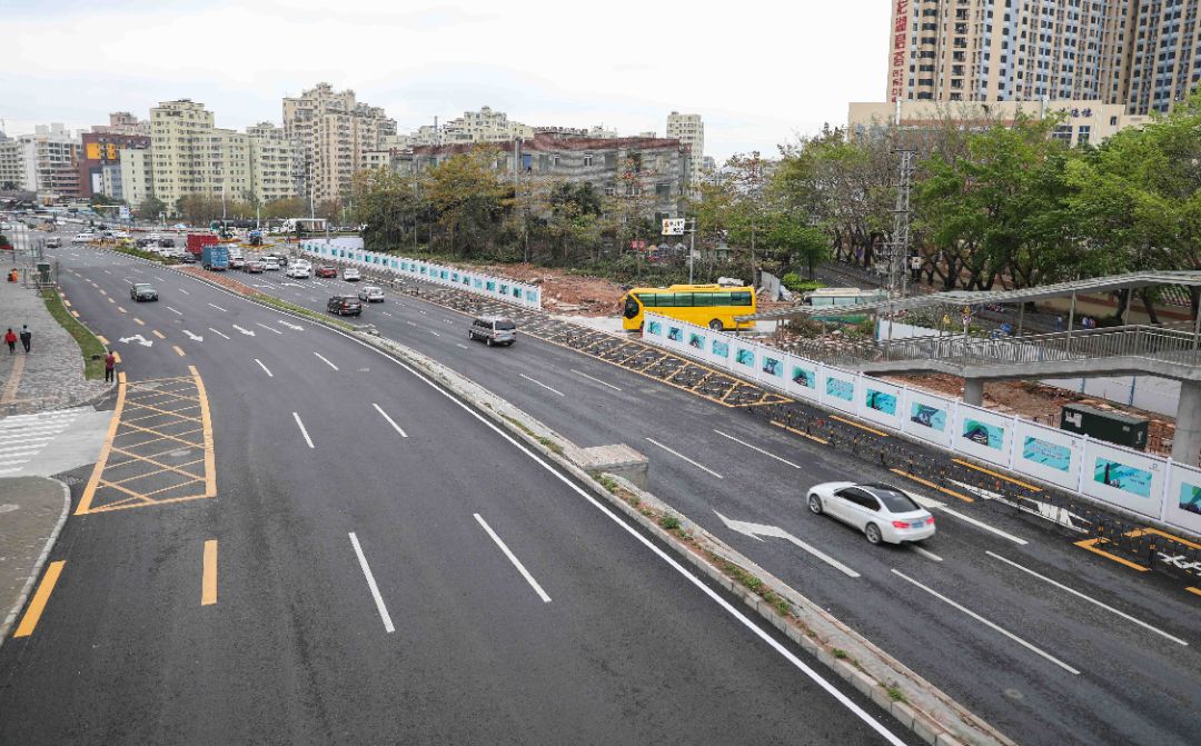 石清大道一期道路工程项目 横跨石岩街道,龙华街道 道路全长7.