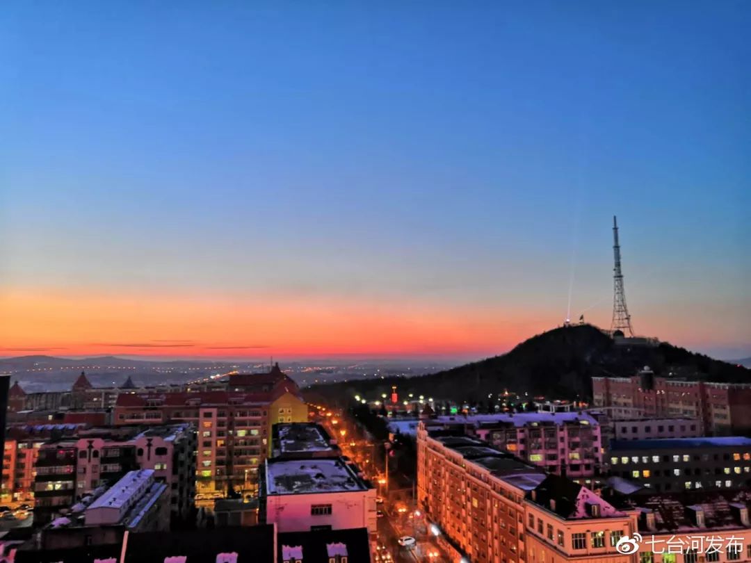 【邻市风貌】这个春节:七台河璀璨夜景!