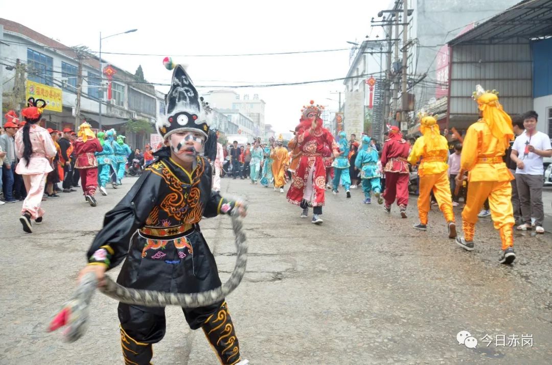 己亥年正月十六——陈厝寨村庆祝游神活动!场面真的很