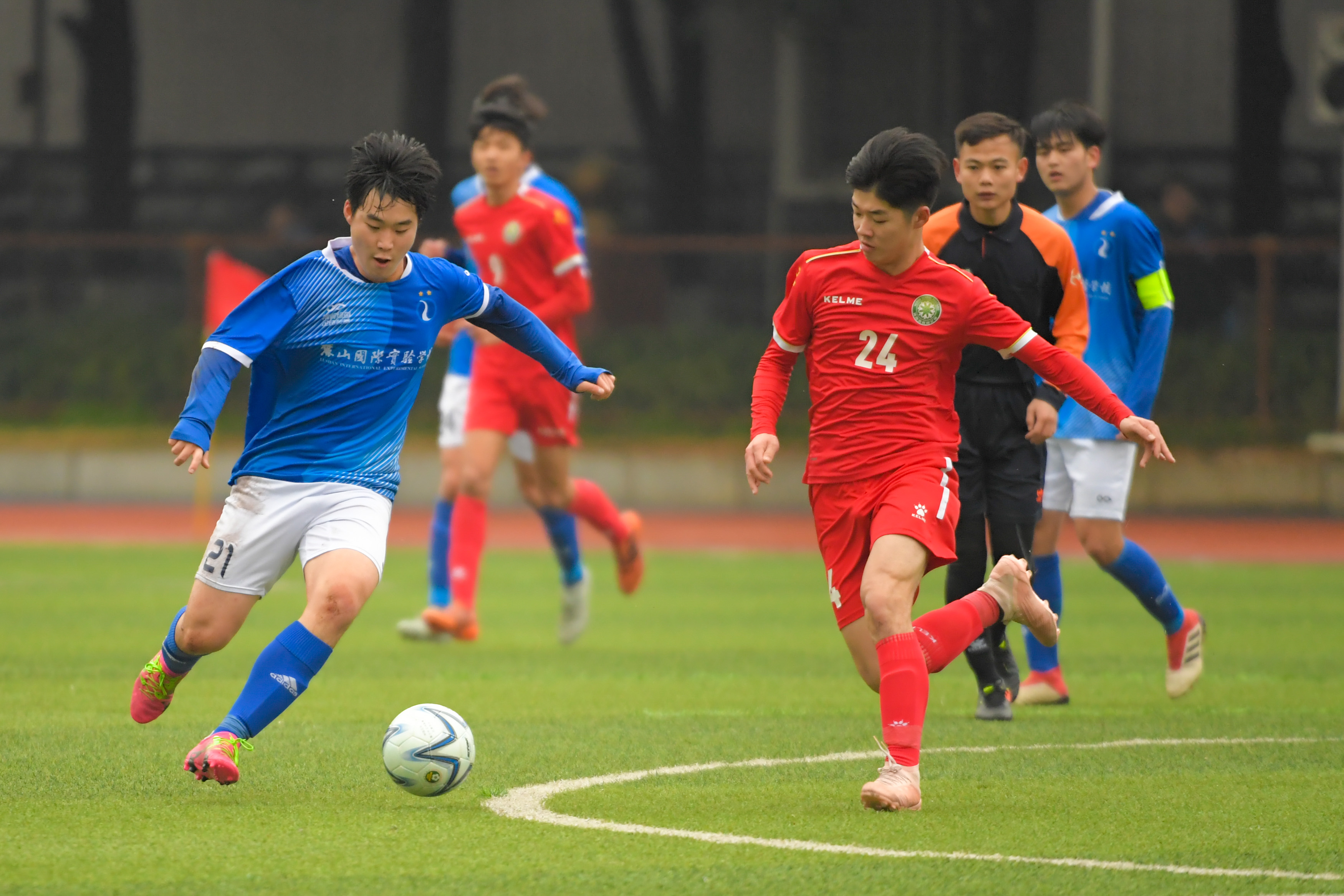 足球协会杯高中男子甲级比赛在长沙落幕,长沙麓山国际实验学校队以2比