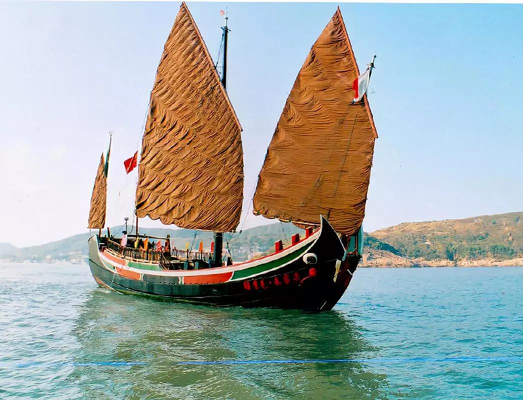 希腊传统木船的手工技术面临失传 | 希腊 | 爱琴海 | 木船 | 沉船 | 手工艺术 | 希望之声