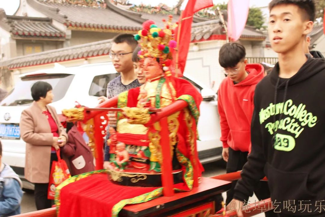 庵埠霞露迎神视频 图片,龙虾舞麒麟三太子桃花过渡!