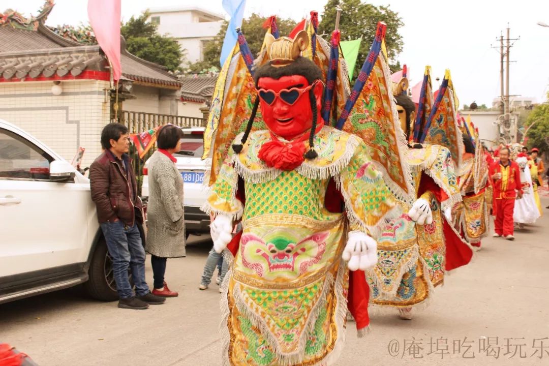 庵埠霞露迎神视频 图片,龙虾舞麒麟三太子桃花过渡!