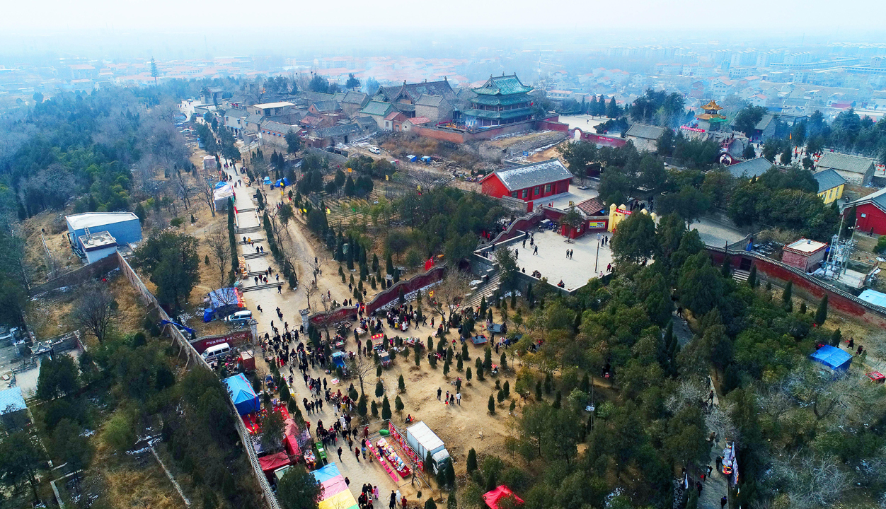 航拍华北最大浚县庙会,每年数百万人参加