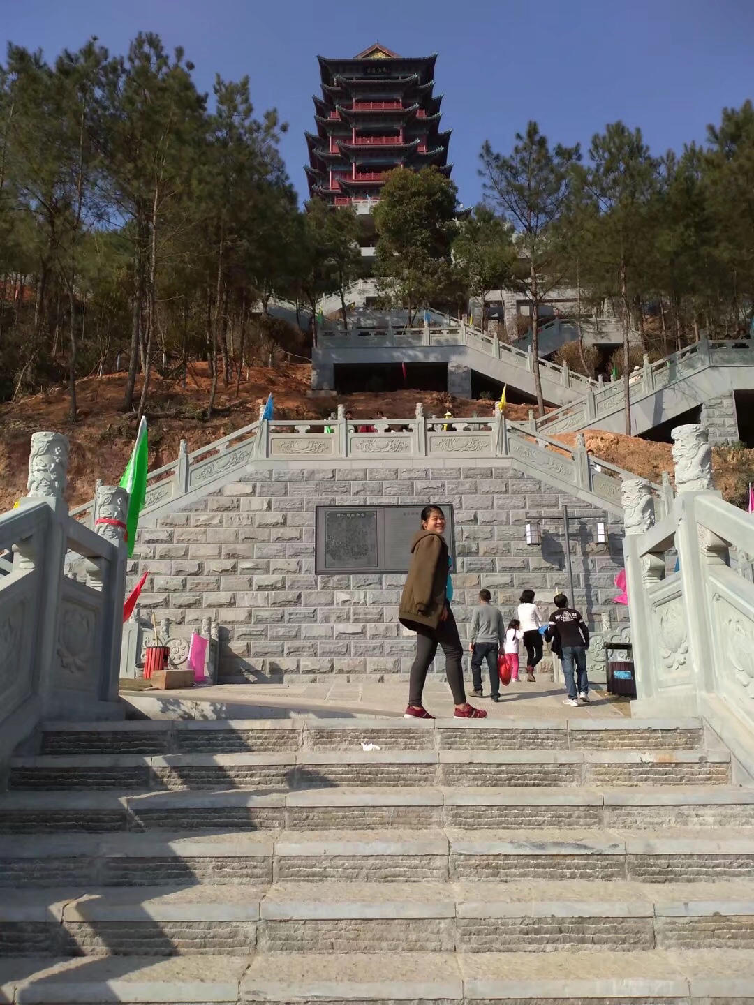 信丰阁作为江西赣州地区具有深远意义地标性森林公园旅游建筑群,随着