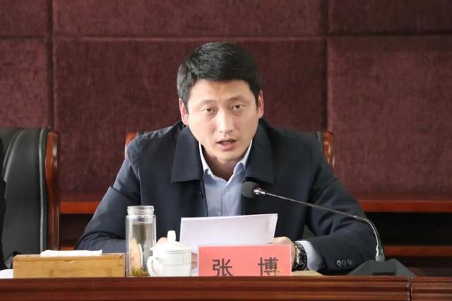 后白镇党委副书记张博主持会议 后白镇镇长张明飞通报2018年全镇经济