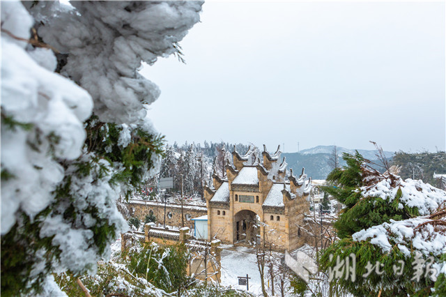 雪后初霁!湖北红安天台山二月分外娇娆:游人如织