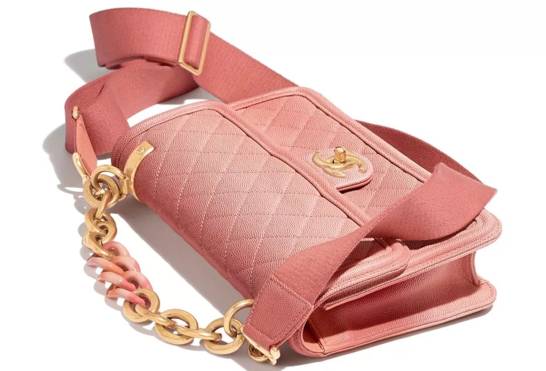 沖鴨！Chanel、LV、Gucci…2019最值得買的大牌包是這16個！ 時尚 第15張