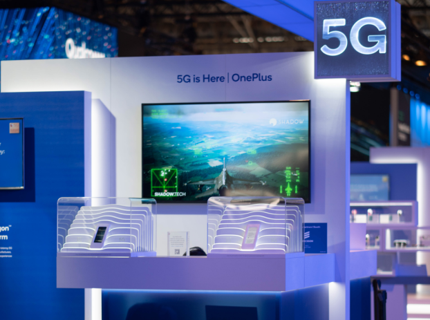 一加5G手机亮相MWC2019，现场模拟5G云游戏场景