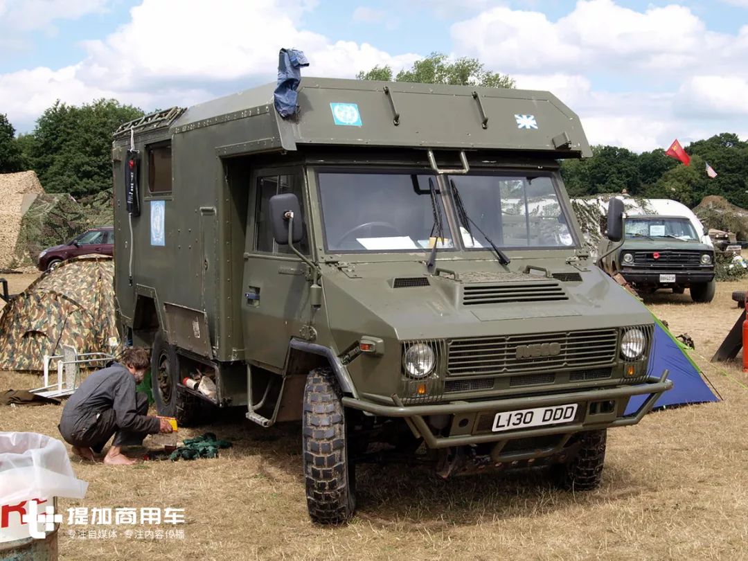 与国产2046车型相似的iveco vm 90是一种意大利多用途军映车辆.