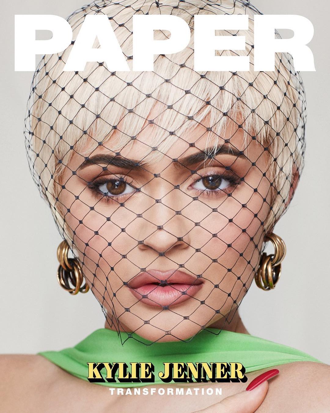 原創
            Kylie Jenner再登《Paper》雜誌封面，談及白手起家的歷程 時尚 第1張