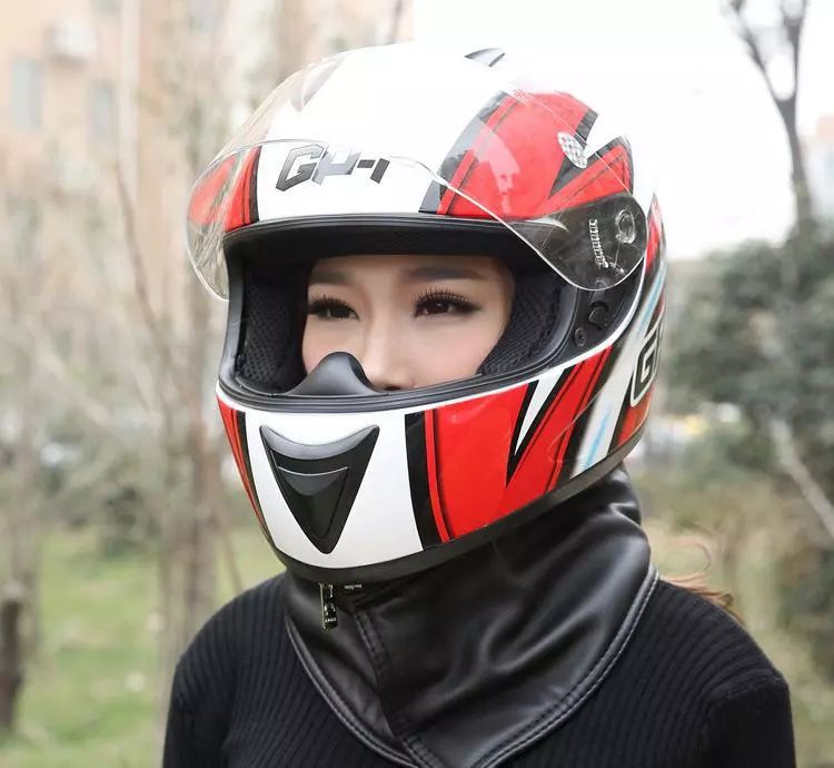 骑摩托车一定要带头盔那么你知道应该戴什么样的吗