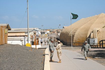 在美军亚太基地网中,第一线是由阿拉斯加,阿留申群岛,日本,韩国