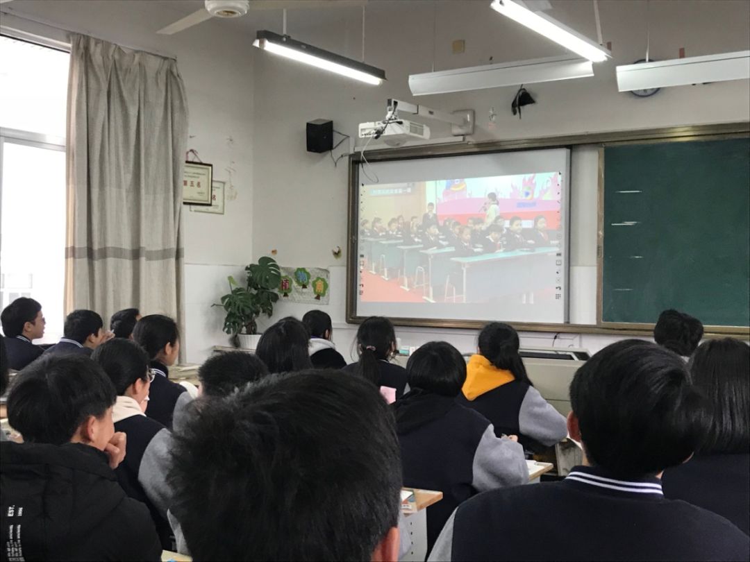 动态箬横镇中学多项措施并举上好学校开学安全第一课