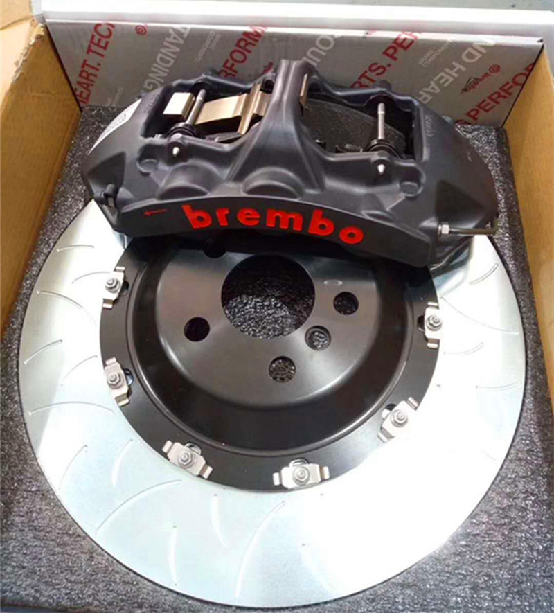 宝马5系改装意大利布雷博brembo刹车卡钳漆匠作业