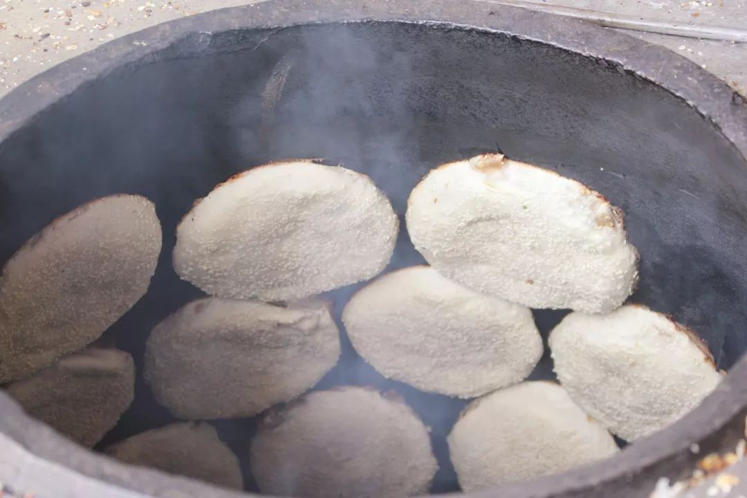 食在搬经一口烧饼一口家乡味道