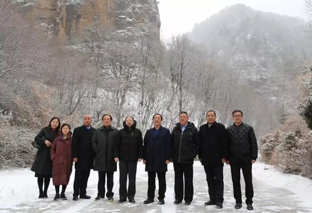 陕旅集团牵手平凉市,华清管理入驻崆峒山,西北旅游业聚力共赢!