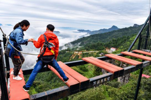 全国热门亲子游目的地top10 重庆万盛梦幻奥陶纪排名第三