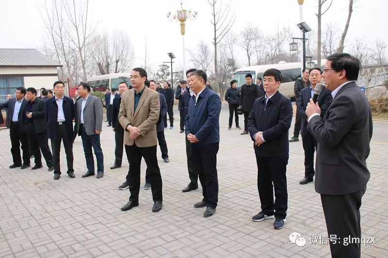 今日关注嘉祥县县委书记周生宏率党政考察团一行到郭楼镇考察交流学习